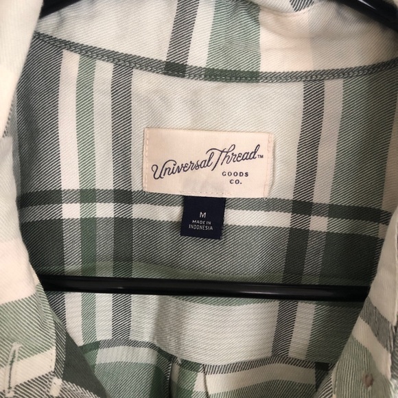 Universal Thread Slouchy Button Down - Picture 2 of 3